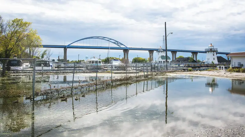 A bridge and a lighthouse on the Green Bay waterfront