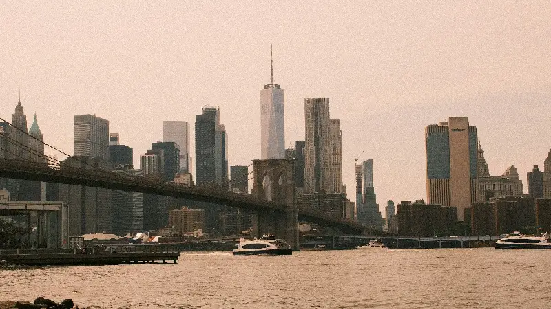 New York City skyline with the Brooklyn Bridge